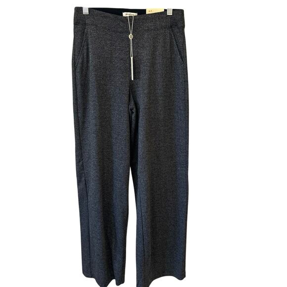 Max studio Blk White Tweed Stretchy Pant Bell Bottom Woman’s Small - Picture 2 of 6